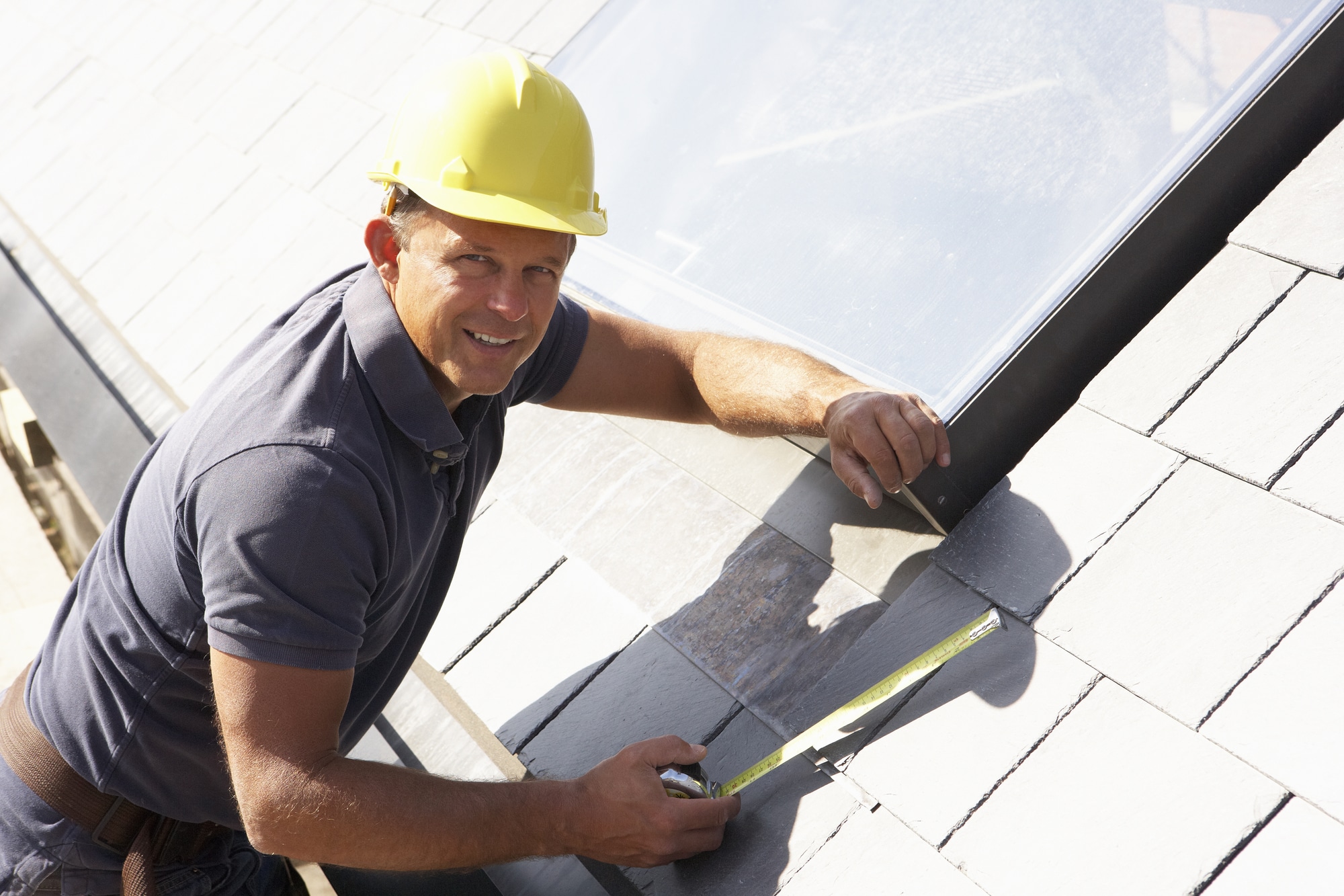 What to Know Before Hiring a Roofer
