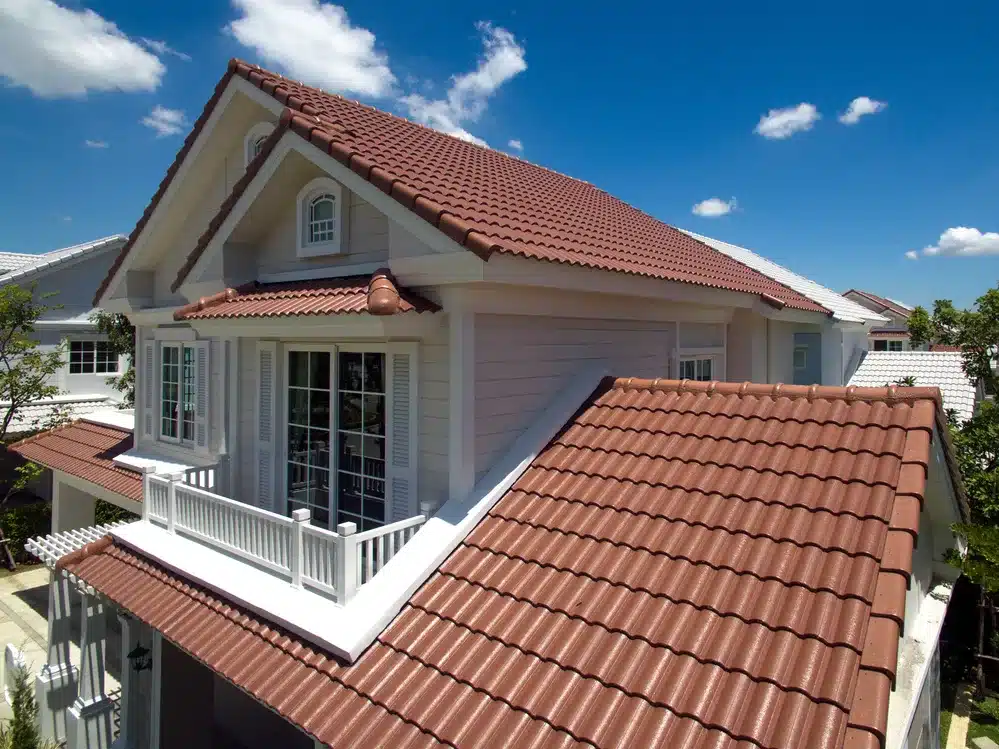 How to clean a tile roof