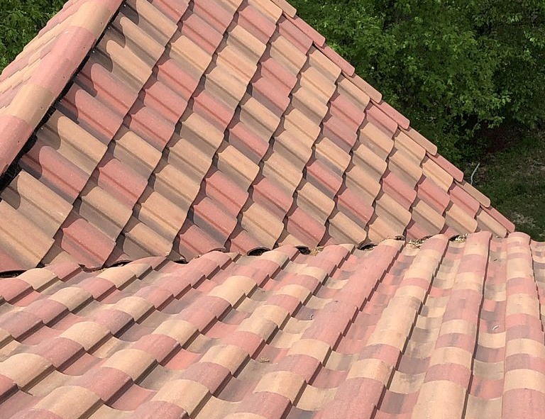 Pyramid Roofing|Lees Summit