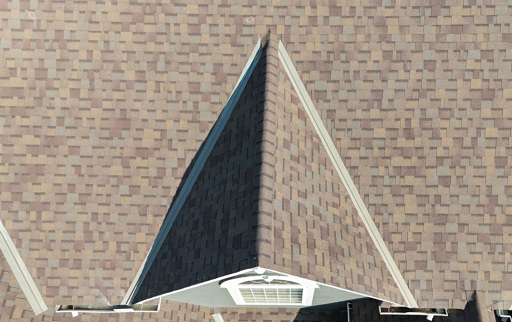 Pyramid Roofing|Shawnee