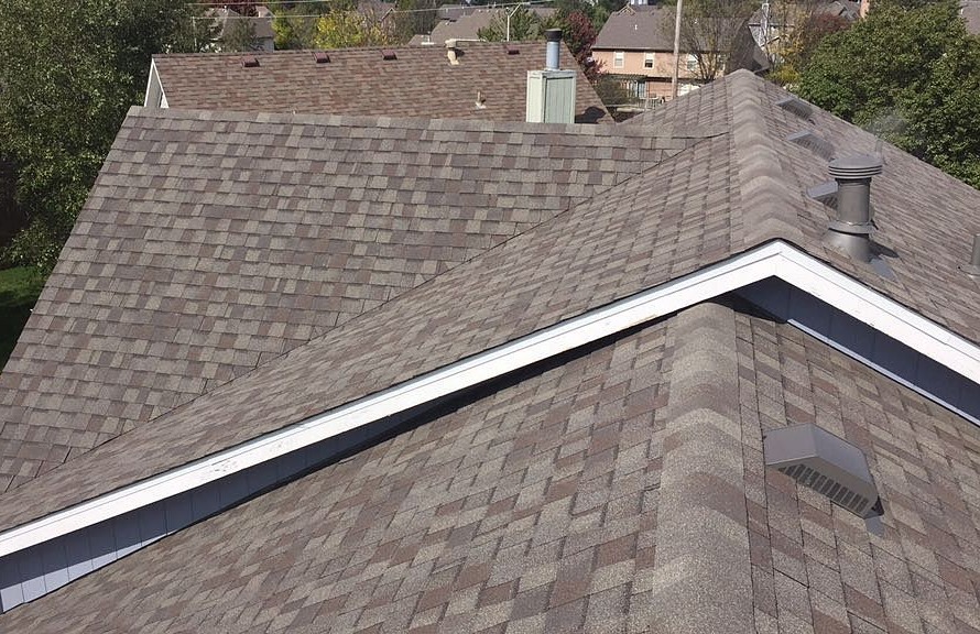 Pyramid Roofing|Shawnee